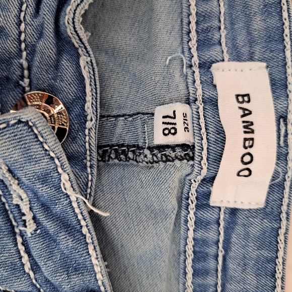 BAMBOO Light Blue Flare Jeans with Embroidered Pockets - Picture 4 of 4